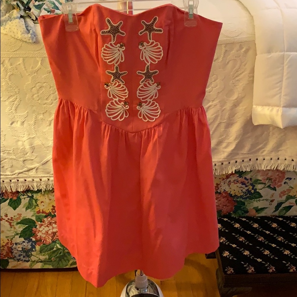 A strapless dress.
